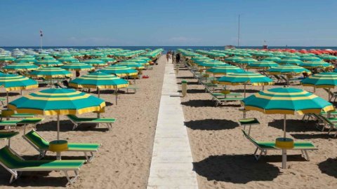 La mare cu trenul: călătorie gratuită pentru cei cazați în Rimini, Riccione și Cattolica