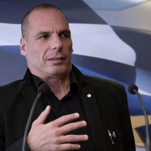 Grécia e Varoufakis atacados por ativistas anti-Estado