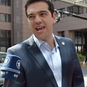 Grécia-UE: Bruxelas prepara ultimato a Tsipras