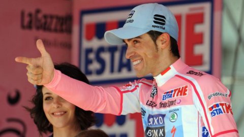 Giro d'Italia: گلابی رنگ میں Contador، لیکن Aru اور Porte وہاں موجود ہیں۔