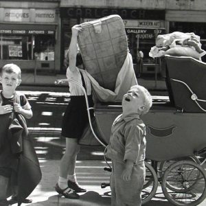 FOTOGRAFIA – La prima mostra in Italia di Vivian Maier, la bambinaia delle famiglie americane