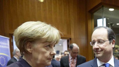 Yunani, Hollande membantah Merkel: "Kesepakatan itu diperlukan segera"