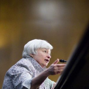 Yellen, ketua Fed: "kenaikan suku bunga AS dalam setahun"