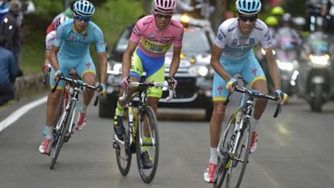 Giro d'Italia: Contador dă spectacol, dar Landa îi fură etapa