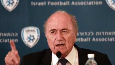 Retata Fifa, Blatter indagato