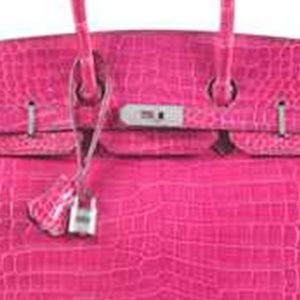 Hong Kong/Christie's, de 130 a 190 dólares por uma bolsa Hermes