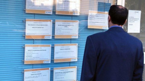 Disoccupazione ancora giù: torna all’agosto 2012