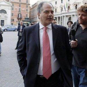 Mafia Capitale: indagato sottosegretario Castiglione (Ncd)