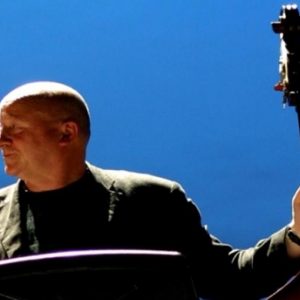 Milano/HangarBicocca: Odadaki Adam, Kumar Konseri. Gavin Bryars ve Wild Trails ile