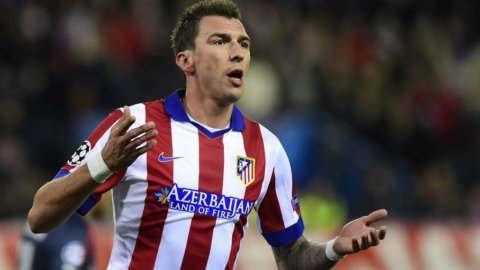 CALCIOMERCATO – Mandzukic alla Juve, Miranda all’Inter e derby milanese per Kondogbia