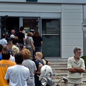 Grecia: nessun limite al prelievo in Banca per i turisti