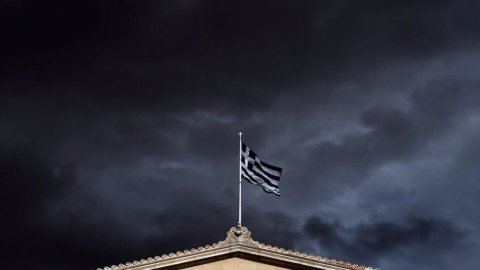 LUNDI TRÈS NOIR - La Grèce fait s'effondrer les banques et la bourse mais l'Europe pense déjà à l'après-référendum