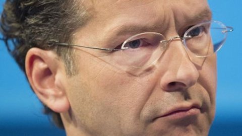 Dijsselbloem يخالف ، إيطاليا ترد