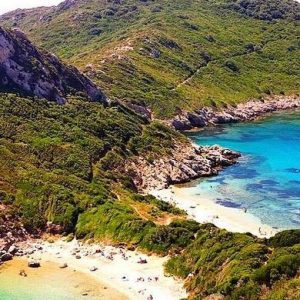 Grécia, agora também é um alarme turístico: 50.000 cancelamentos por dia