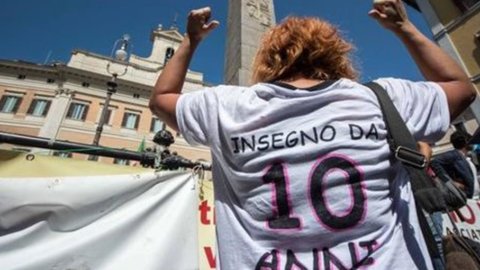 Scuola, domani il voto finale.Continuano le proteste