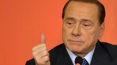 Referandum, Berlusconi ve eski faşistler HAYIR için sahada