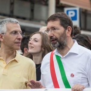 米兰和罗马：副市长德塞萨里斯和涅里辞职