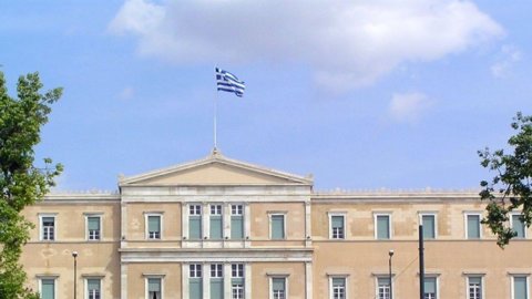 Grecia: peste 50% din conducerea Syriza împotriva acordului