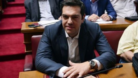 ग्रीक वोट के इंतजार में शेयर बाजार चढ़ा: पियाज़ा अफारी +1,28%