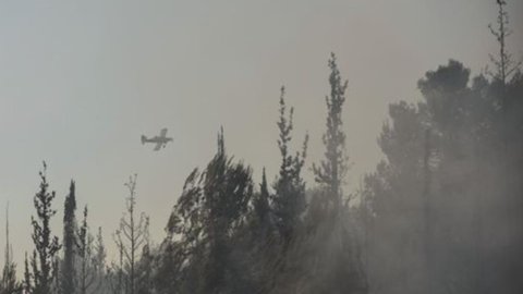 Fiumicino-Alarm: Nach dem Brand auch der Stromausfall. Flughafen in Schräglage