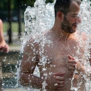 Quente: temperaturas recordes na Itália, boom no consumo de aparelhos de ar condicionado