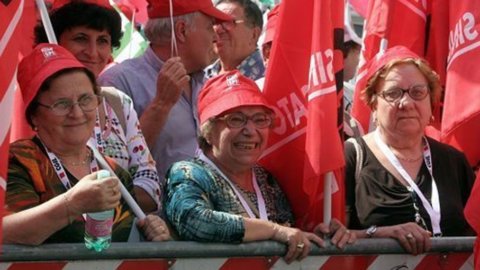 Pensionati e sindacati: perché sarebbe utile una separazione