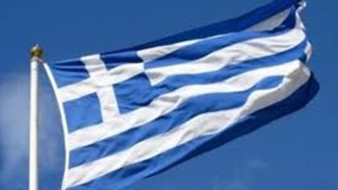 Grecia: primi aiuti dall’Esm, rimborsata la Bce