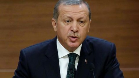 Turchia, Erdogan: “Nuove elezioni il primo novembre”