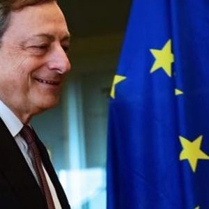 Bce: oggi riflettori puntati su Mario Draghi. Atteso un rafforzamento del Qe