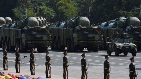 China memotong pengeluaran militer: 300 tentara lebih sedikit