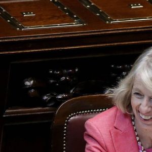 Profesori, Giannini: „Bonus 500 de euro poate deja în octombrie”