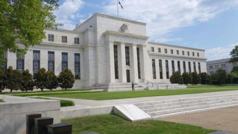 La Fed lascia invariati i tassi di interesse al minimo storico