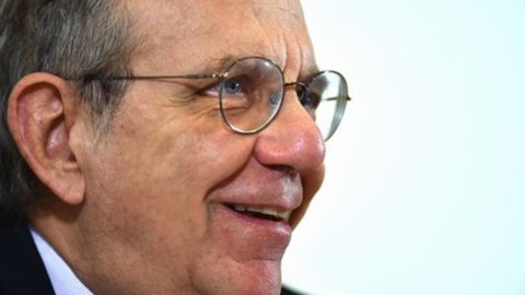 Padoan: “Lo scambio tra Iva e cuneo è un’opzione. Taglio Irpef è sul tavolo”