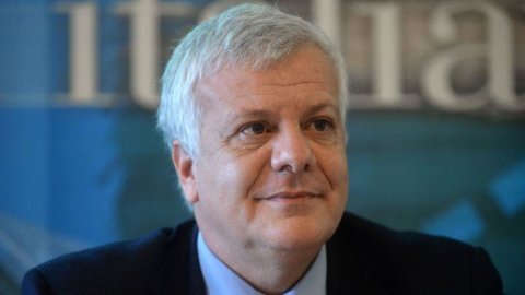 Vw, Ministro Galletti: "Evaluar parar ventas en Italia"