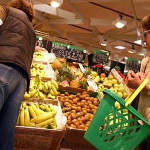 Istat: fiducia consumatori oltre le attese