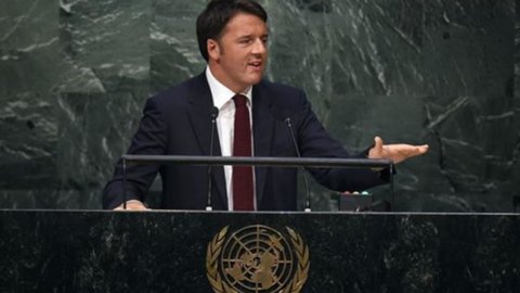 Libia, Renzi candida l’Italia a un ruolo guida