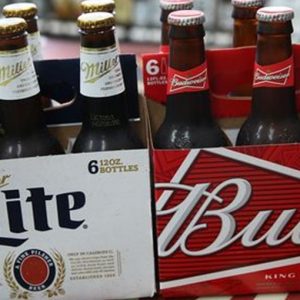 Birra amara: 5.500 esuberi per AB Inbev dopo le nozze con Sabmiller