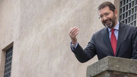 Roma, Ignazio Marino cede a las presiones del Partido Demócrata y dimite como alcalde