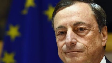 ECB, Draghi: "Kemungkinan peningkatan QE di bulan Desember"