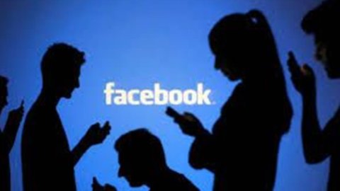 Уолл-стрит, Facebook стоит больше, чем Баффет