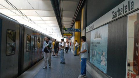 Caos metro B a Roma: 6 treni indisponibili, passeggeri infuriati