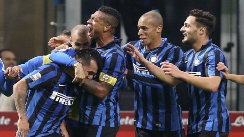 Milan gana el doble desafío con Roma: Inter y Milan tumban a Roma y Lazio