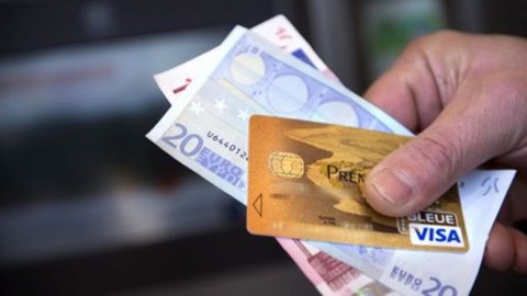 PagoPA: Die digitale Gebührenmarke wird mit Papier gekauft