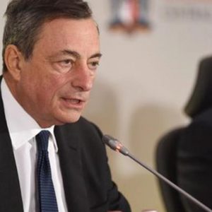 Banche, Draghi: “Servono nuove regole per gli Npl”