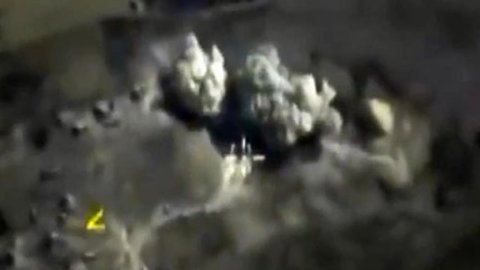 París bombardea Raqqa con una incursión anti-ISIS. EEUU y Rusia acuerdan un acuerdo antiterrorista