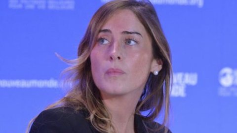 Banks verteidigt Padoan Boschi ("Er hat nichts zu verbergen") und die Bank of Italy