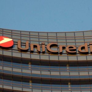 Unicredit cede Npl per 450 milioni