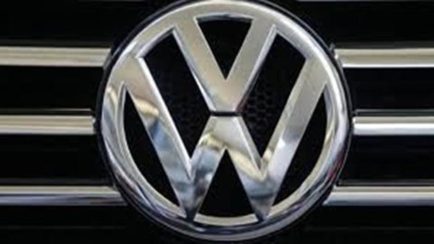 Volkswagen, maxi-causa da 3,2 mld per dieselgate