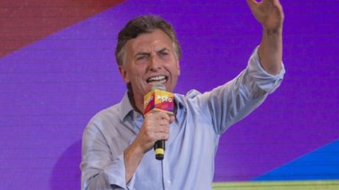 Virada na Argentina: o liberal Mauricio Macri assume a presidência e demite o peronismo