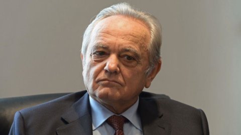 Mario Deaglio: "Italia se recupera, pero todavía no es una recuperación real"